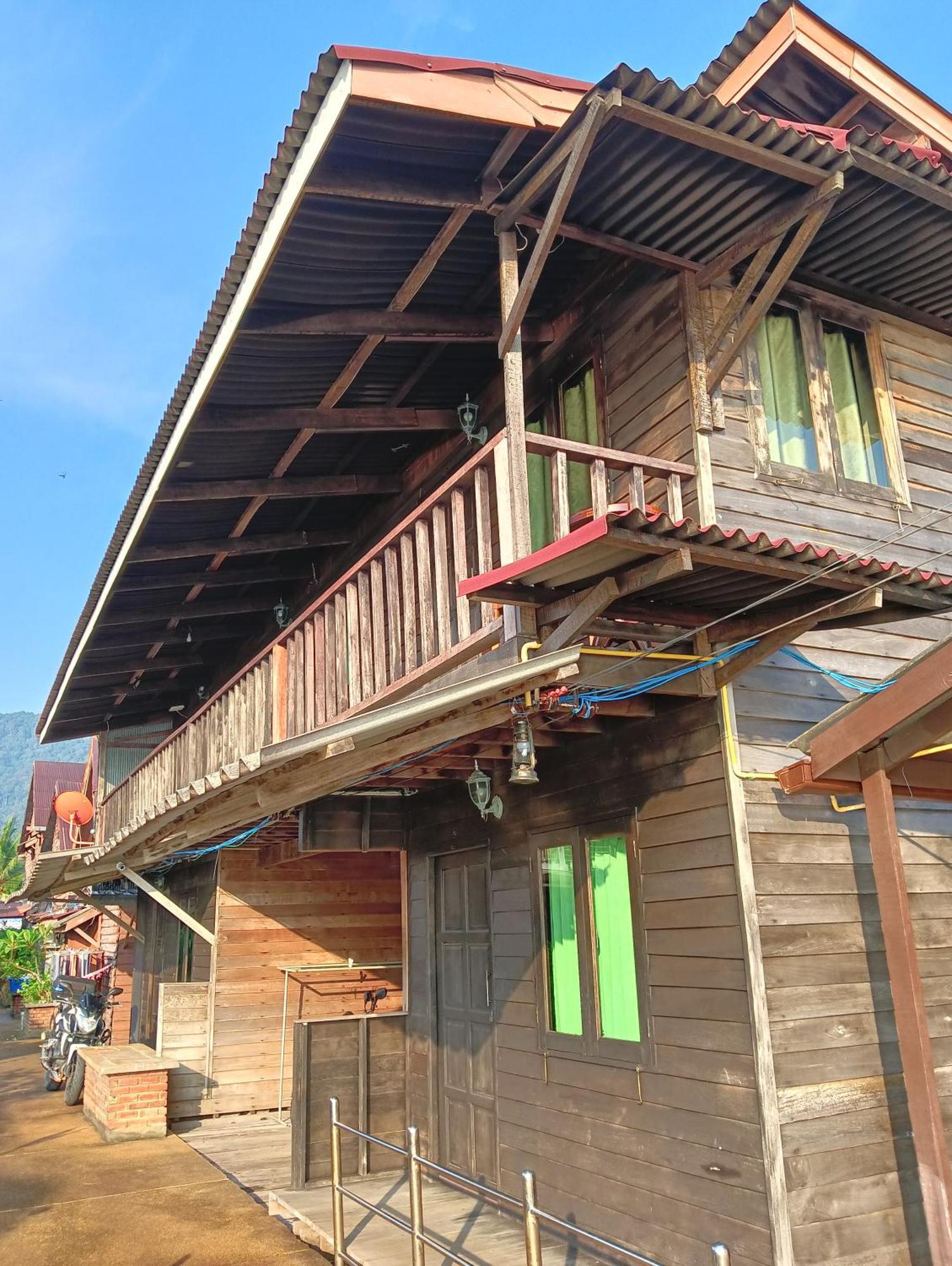 Tonmai Suite II Ko Por Exterior foto